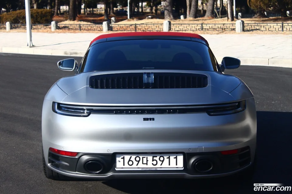Porsche 911 (992) 4 2024 — миниатюра 4