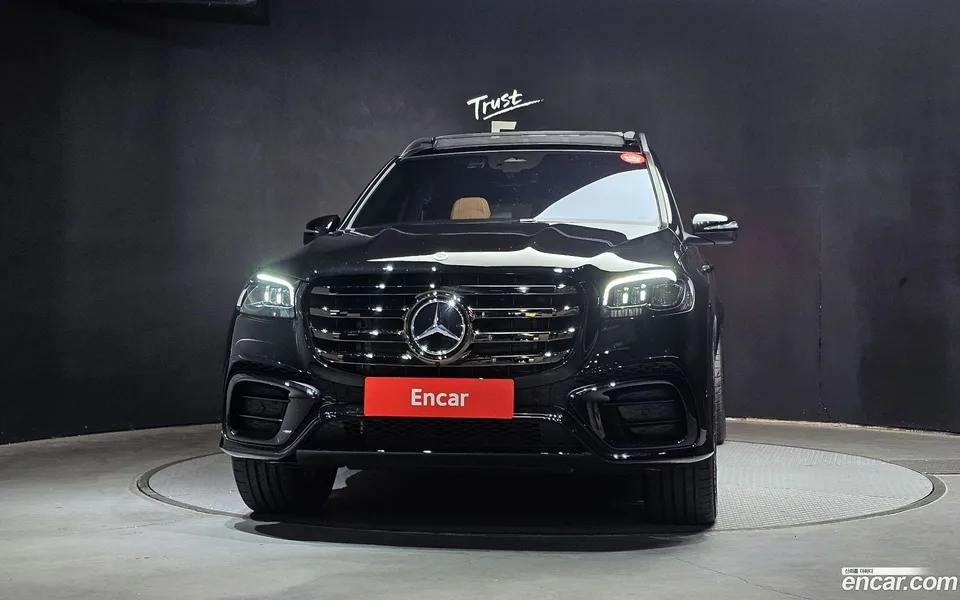 Mercedes-Benz GLS-Class GLS580 4MATIC AMG Line 2025 — миниатюра 3