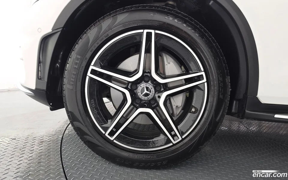 Mercedes-Benz GLC-Class GLC300 4MATIC 2022 — миниатюра 5