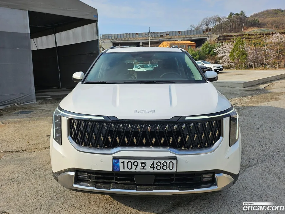 Kia Carnival 9 2026 — фото 1, купить с доставкой в Москву