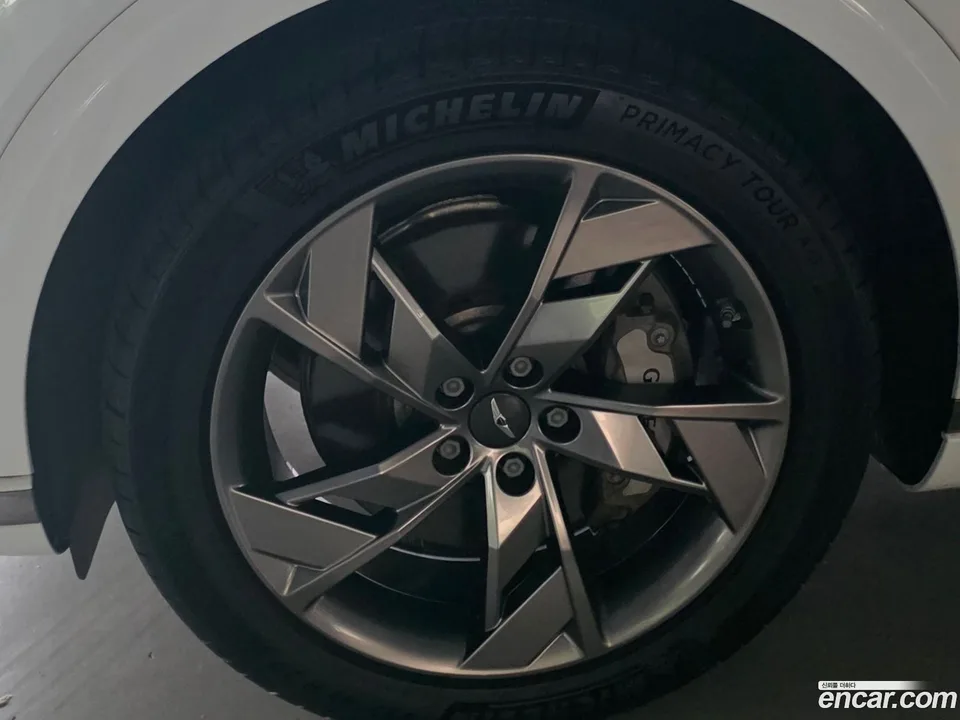 Genesis Electrified GV70 e-AWD 2022 — миниатюра 2