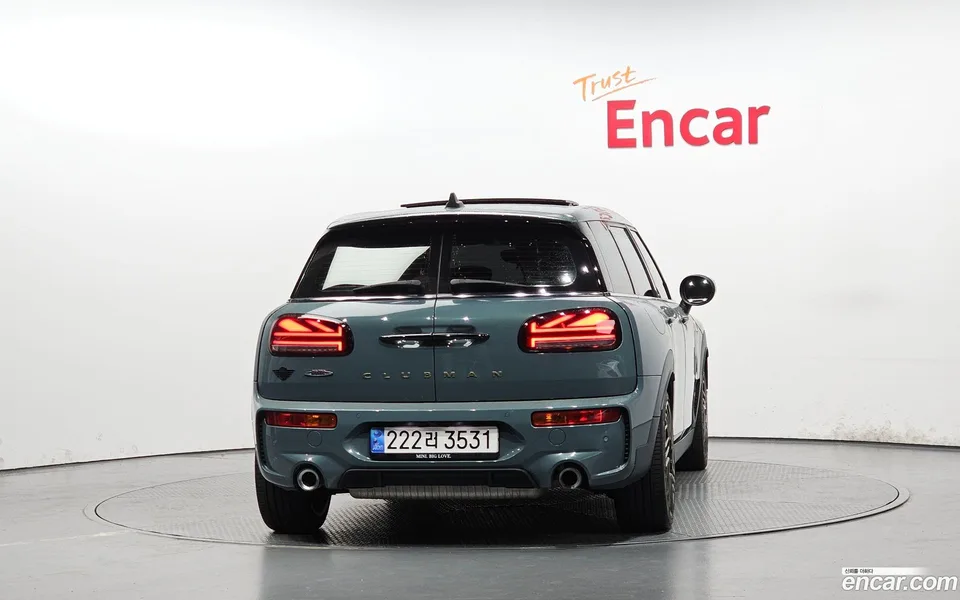 MINI Cooper S Clubman JCW 2022 — миниатюра 4