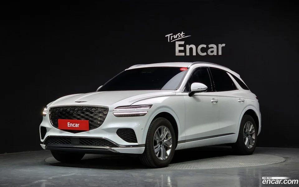Genesis GV70 2.5T 2WD 2024 — фото 1, купить с доставкой в Москву