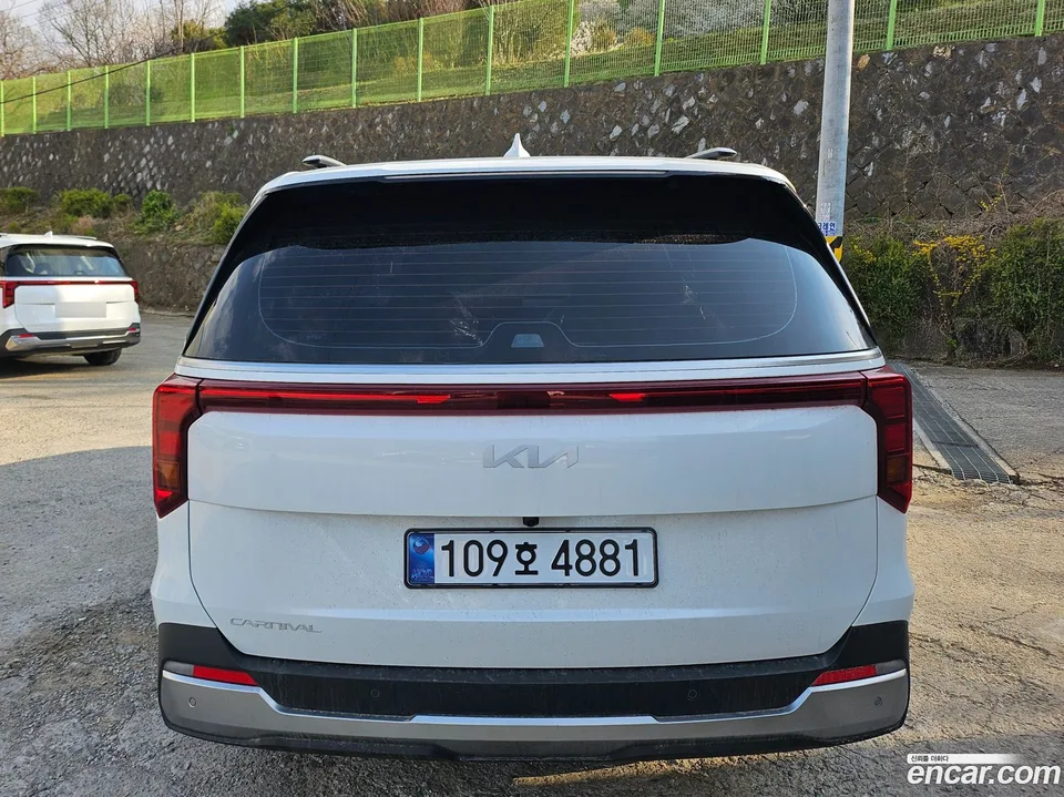 Kia Carnival 9 2026 — миниатюра 4