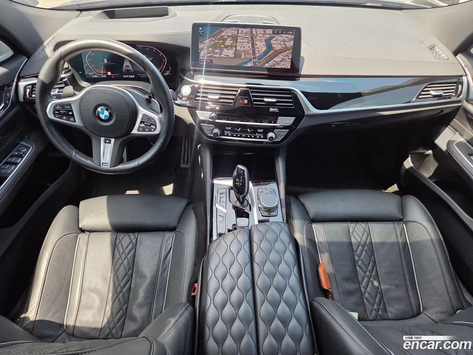 BMW 6 Series GT 630i xDrive M 2022 — миниатюра 2