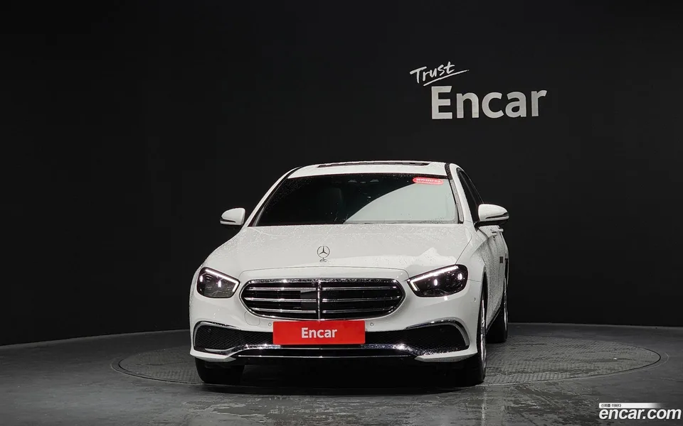 Mercedes-Benz E-Class E250 2022 — миниатюра 3
