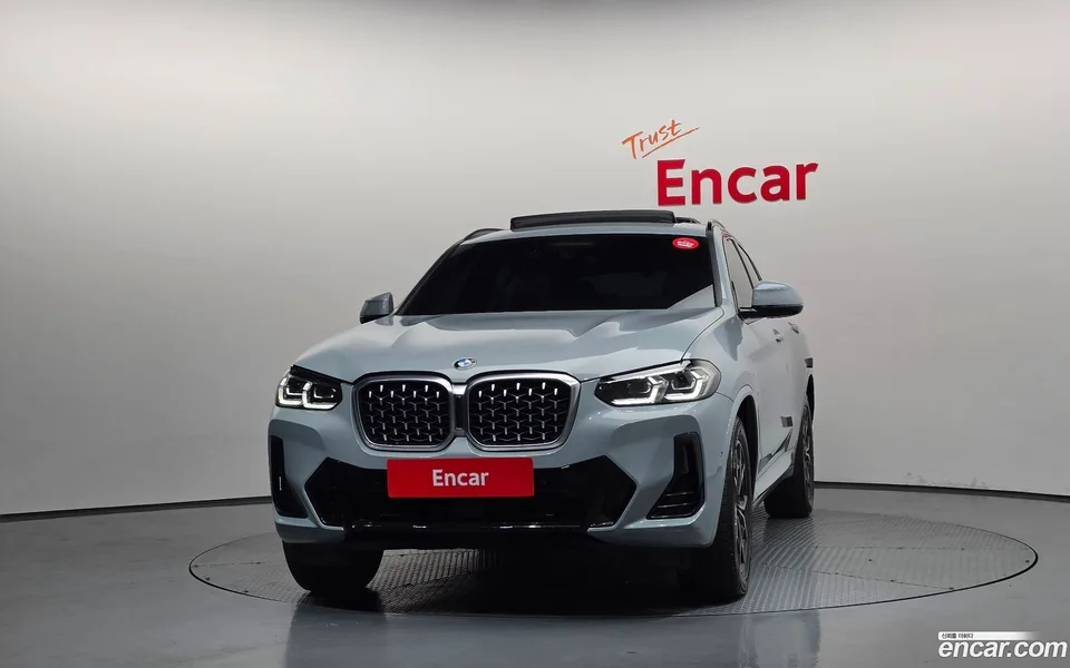BMW X4 xDrive20i M 2023 — миниатюра 3