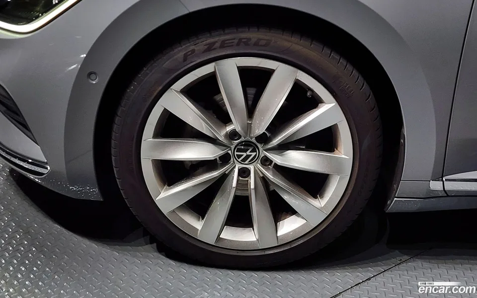 Volkswagen Arteon 2.0 TDI 2023 — миниатюра 2