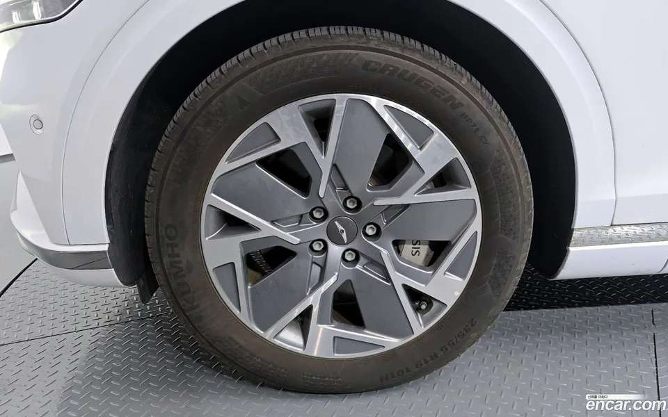 Genesis Electrified GV70 e-AWD 2022 — миниатюра 5