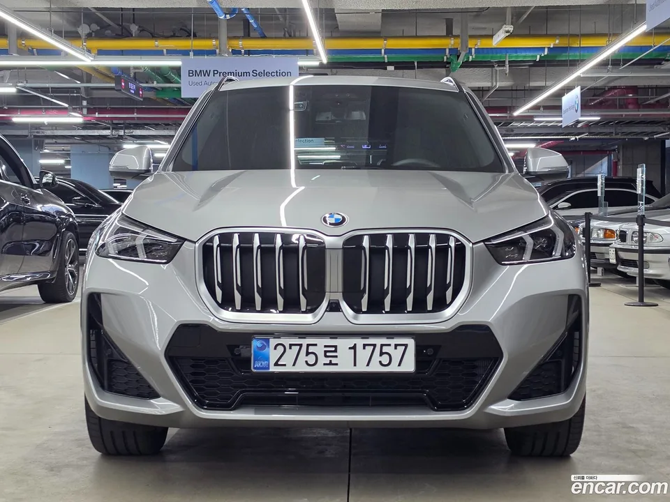 BMW X1 xDrive 20i M 2025 — миниатюра 3