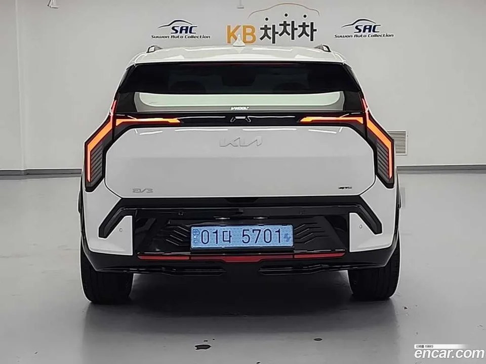 Kia EV3 2WD 2025 — миниатюра 3