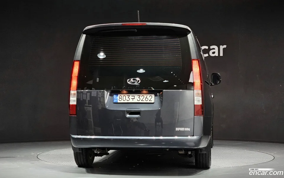 Hyundai Staria 5 2022 — миниатюра 4