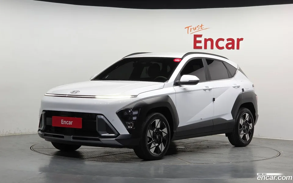 Hyundai Kona 1.6 2WD 2025 — фото 1, купить с доставкой в Москву
