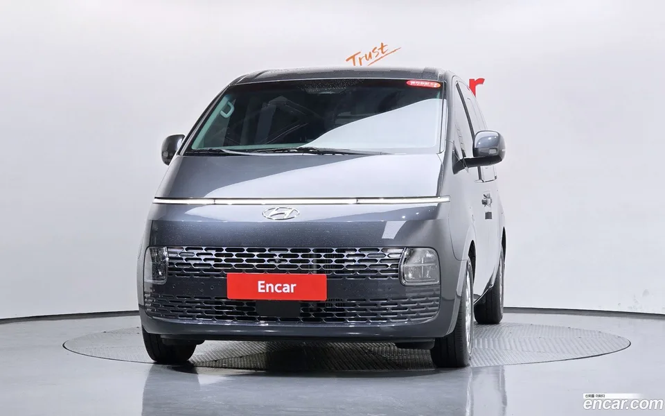 Hyundai Staria 5 2023 — миниатюра 3