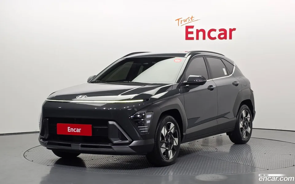 Hyundai Kona Hybrid 2023 — фото 1, купить с доставкой в Москву