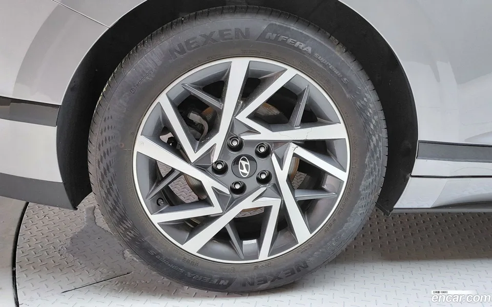 Hyundai Grandeur 2.5 2WD 2024 — миниатюра 5