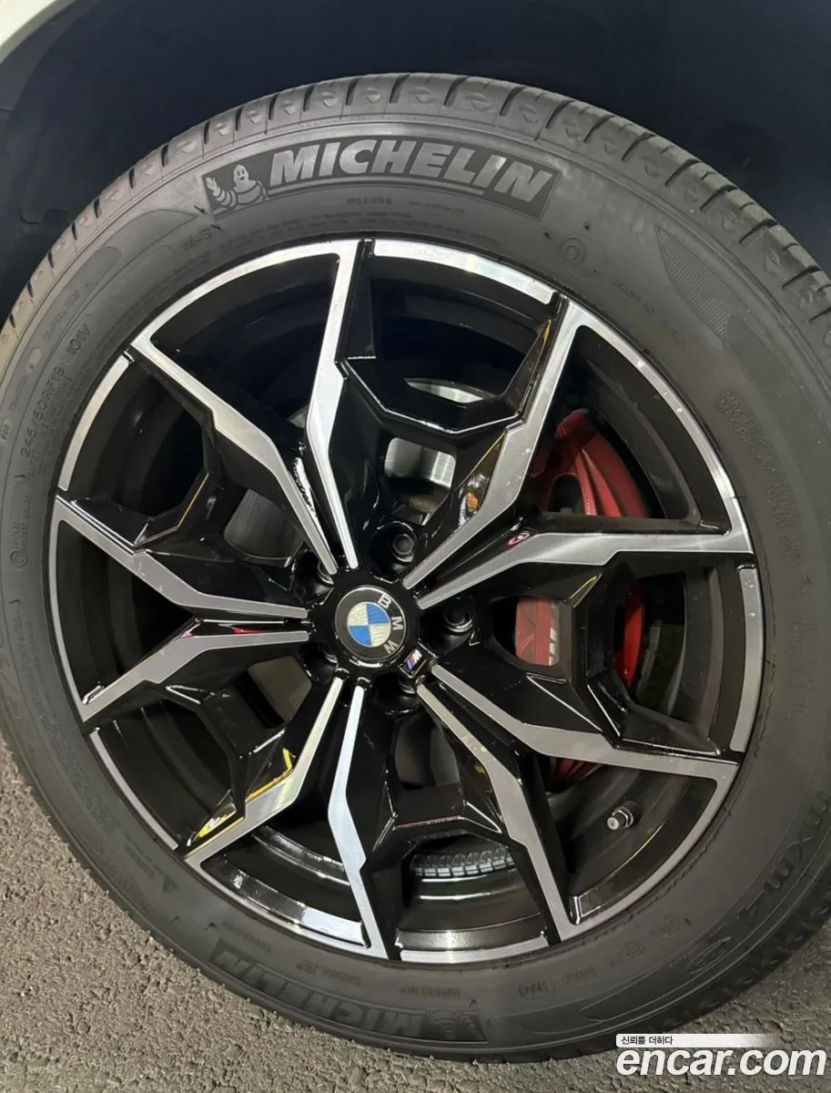 BMW X4 xDrive20i M 2022 — миниатюра 2