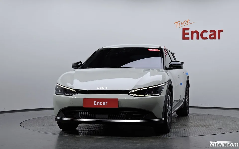 Kia EV6 2022 — миниатюра 3