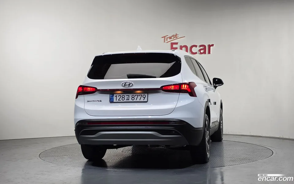 Hyundai SantaFe 2.2 2WD 2022 — миниатюра 4