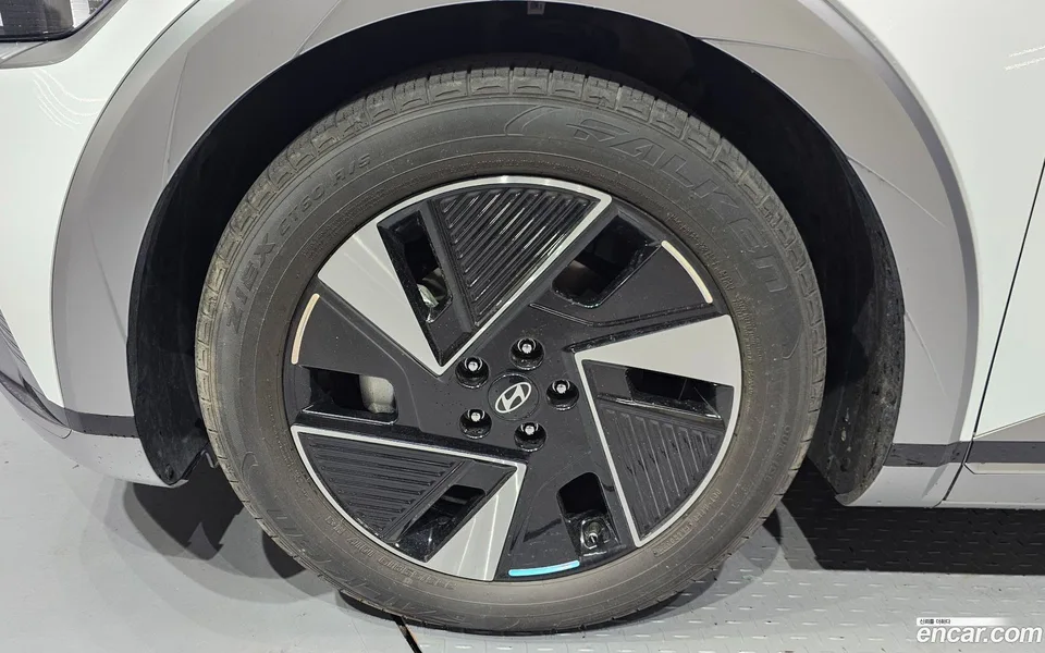 Hyundai Ioniq 5 2024 — миниатюра 5
