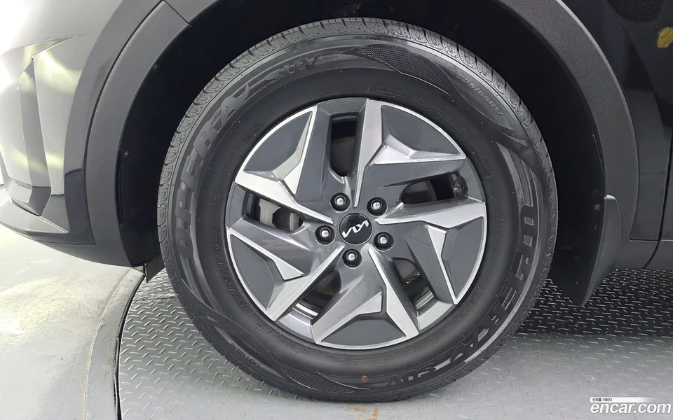 Kia Sorento HEV 1.6 2WD 2022 — миниатюра 2