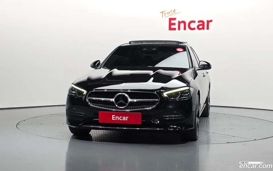 Mercedes-Benz C-Class C300 4MATIC 2023 — миниатюра 3