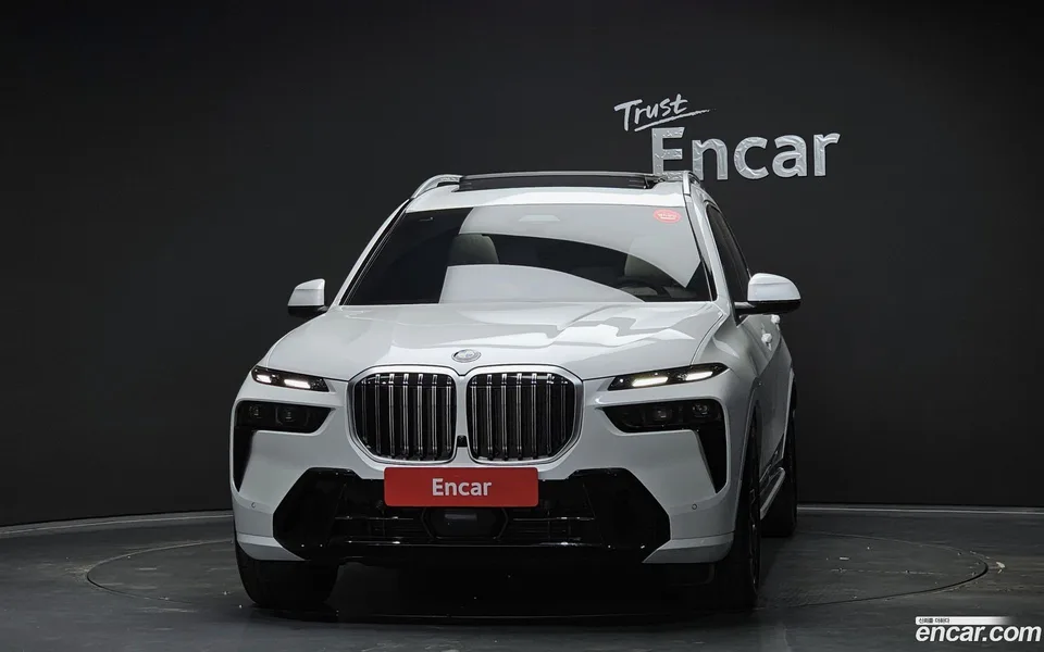BMW X7 xDrive 40d M 7 2025 — миниатюра 3