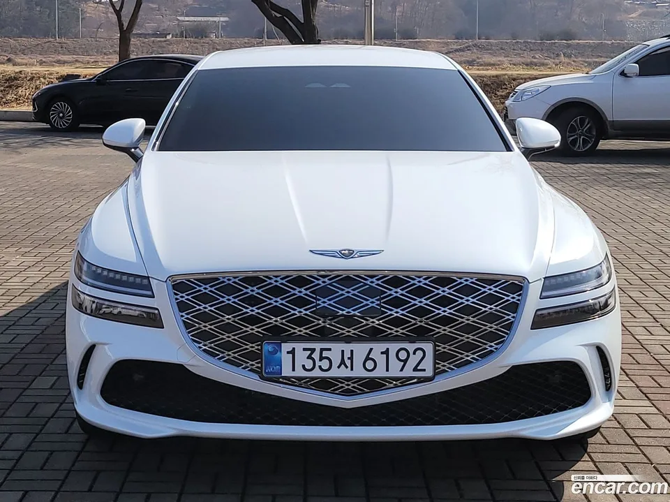 Genesis G80 2.5 AWD 2026 — фото 1, купить с доставкой в Москву