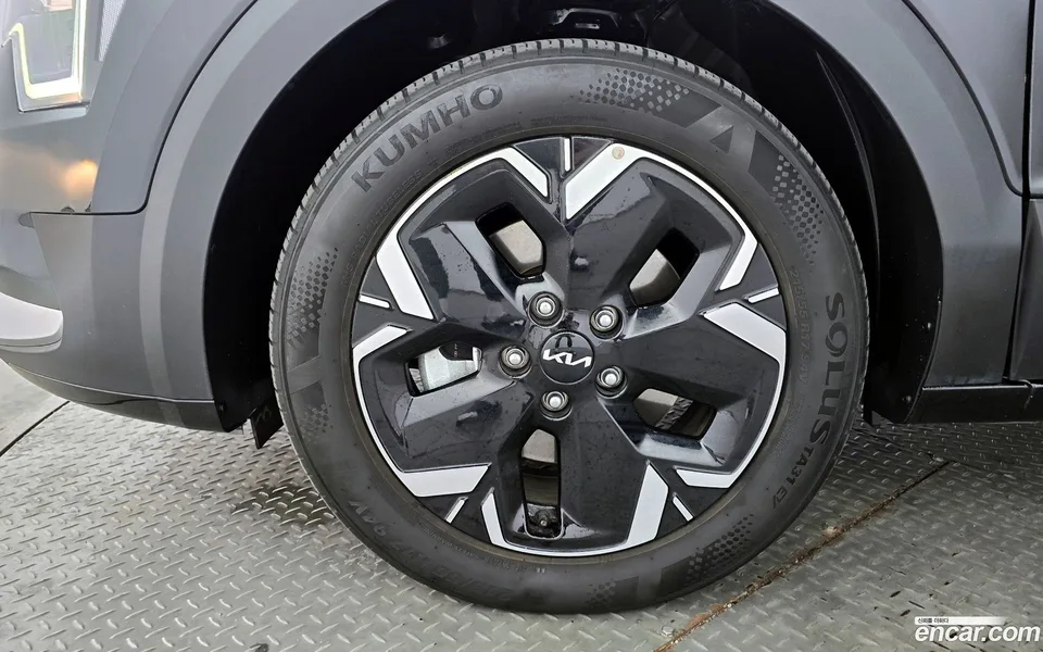 Kia Niro EV 2023 — миниатюра 2
