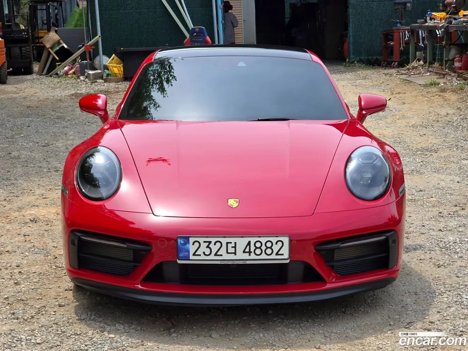 Porsche 911 (992) GTS 2023 — миниатюра 4