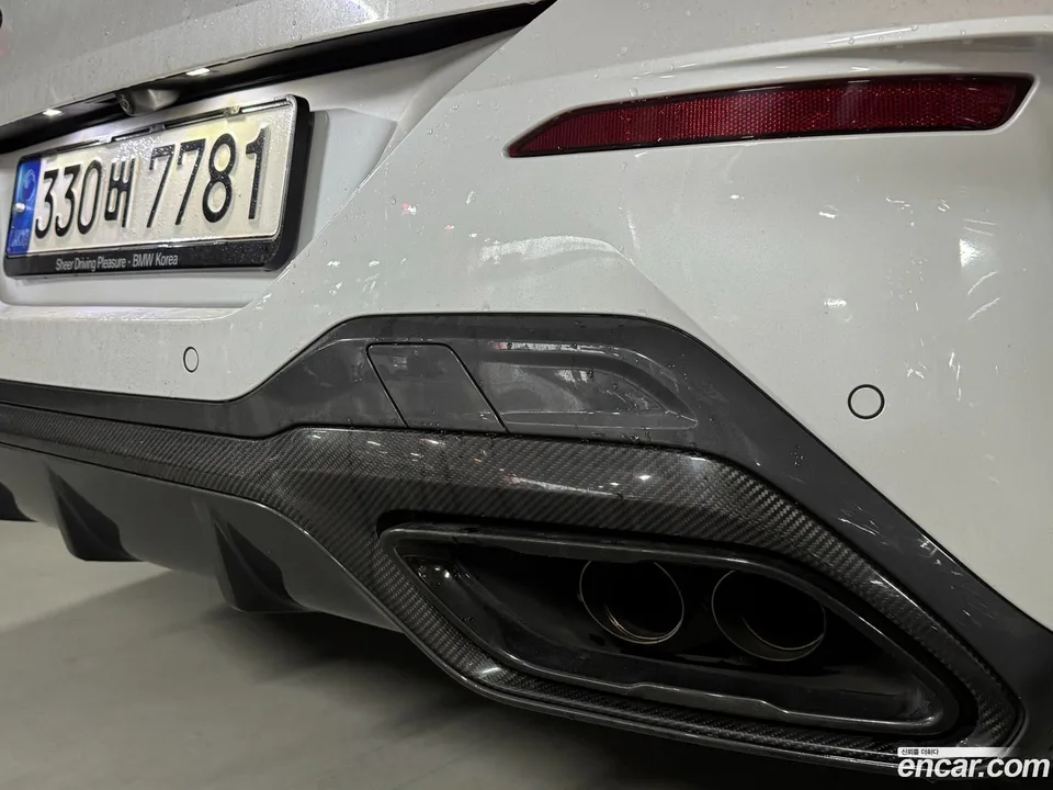 BMW 8 Series M850i xDrive 2022 — миниатюра 2
