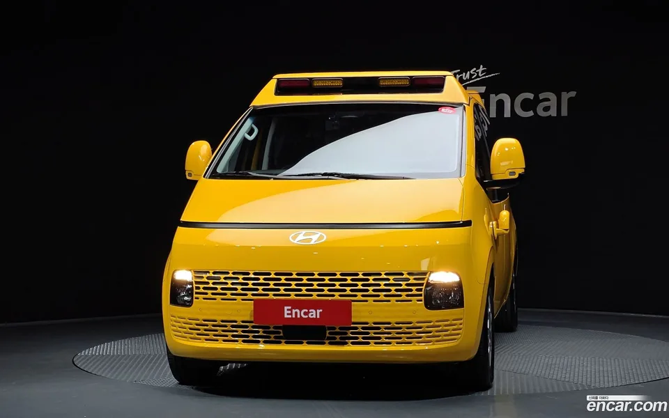Hyundai Staria L3.5 2024 — миниатюра 3