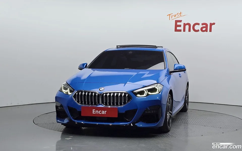 BMW 2 Series Gran Coupe 220i M 2022 — миниатюра 3