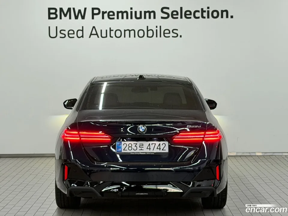 BMW 5 Series 523d M 2025 — миниатюра 4