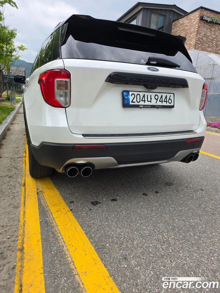 Ford Explorer 2.3 4WD 2022 — миниатюра 4