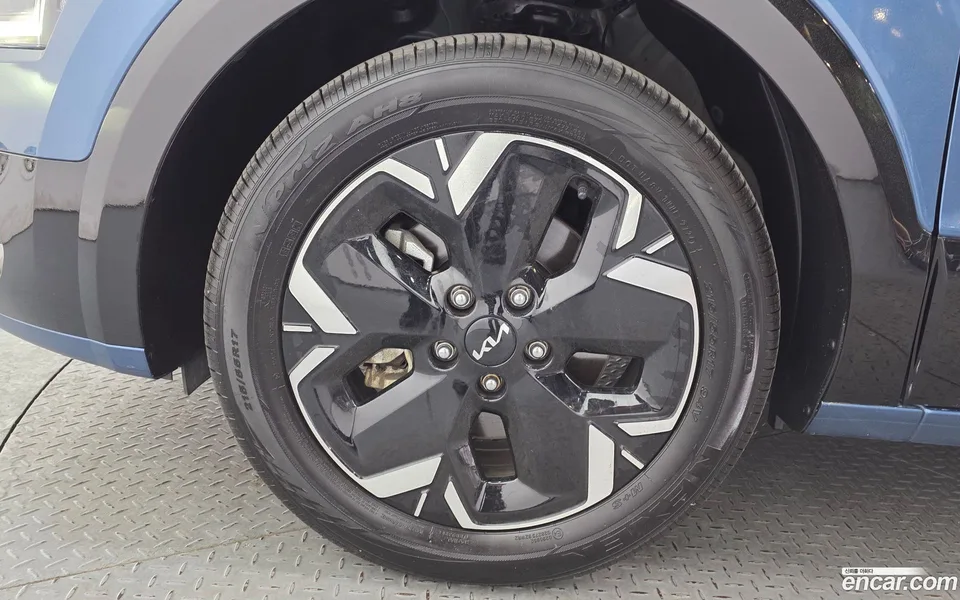 Kia Niro EV 2023 — миниатюра 5