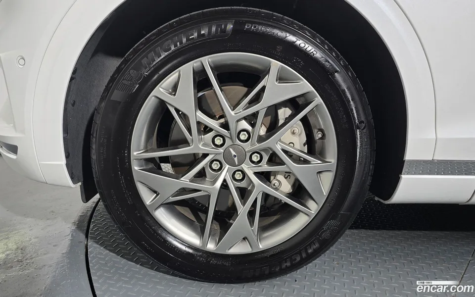 Genesis GV70 2.5T AWD 2023 — миниатюра 2
