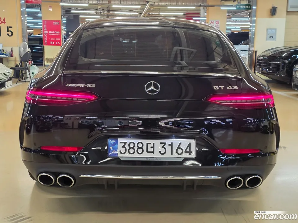 Mercedes-Benz AMG GT 4 43 4MATIC+ 2023 — миниатюра 4