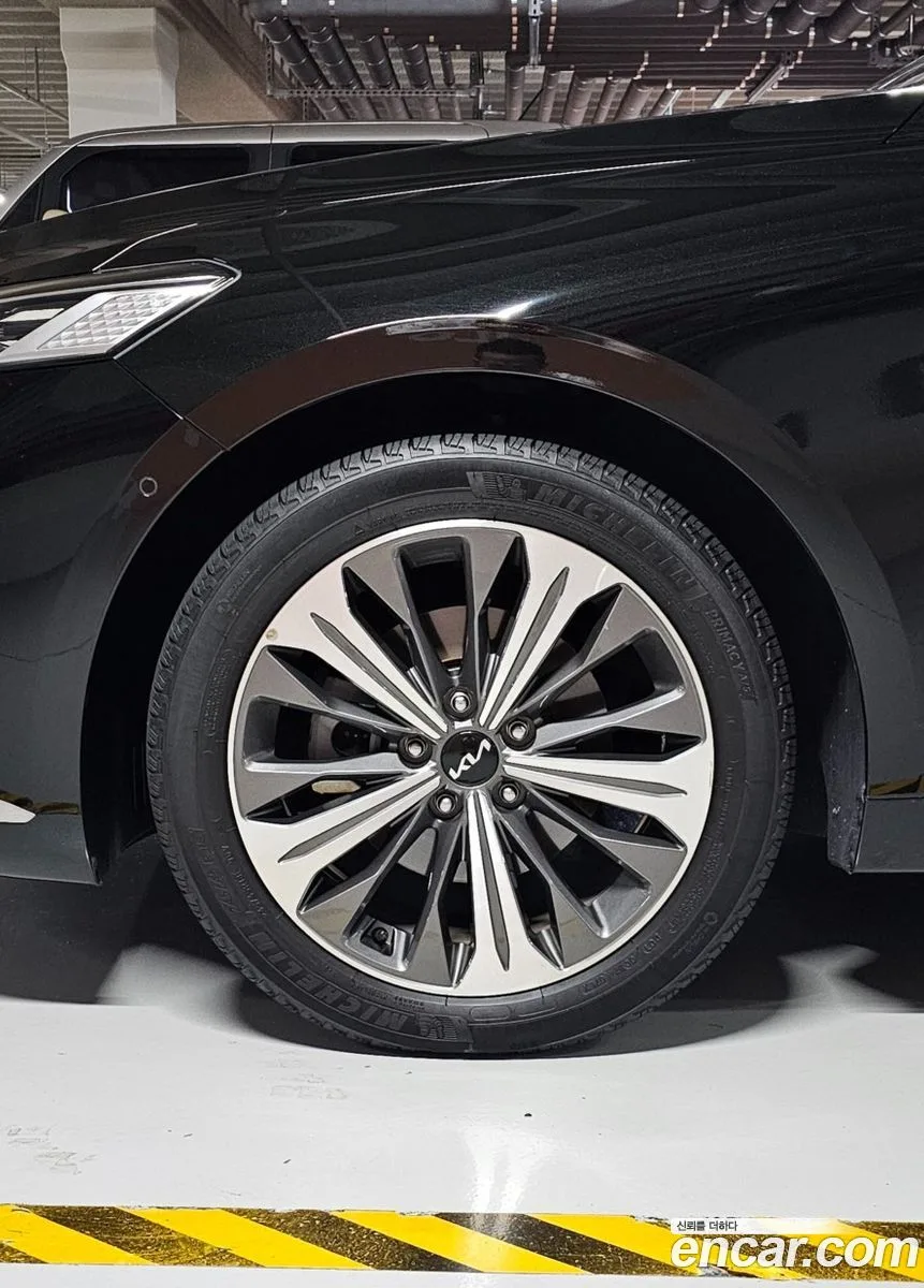 Kia K8 Hybrid 2023 — миниатюра 2