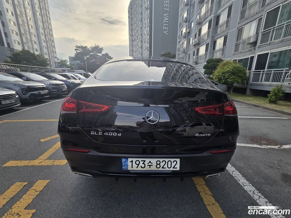 Mercedes-Benz GLE-Class GLE400d 4MATIC 2022 — миниатюра 3