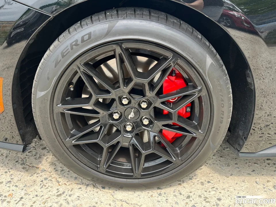 Ford Mustang 5.0 GT 2024 — миниатюра 2