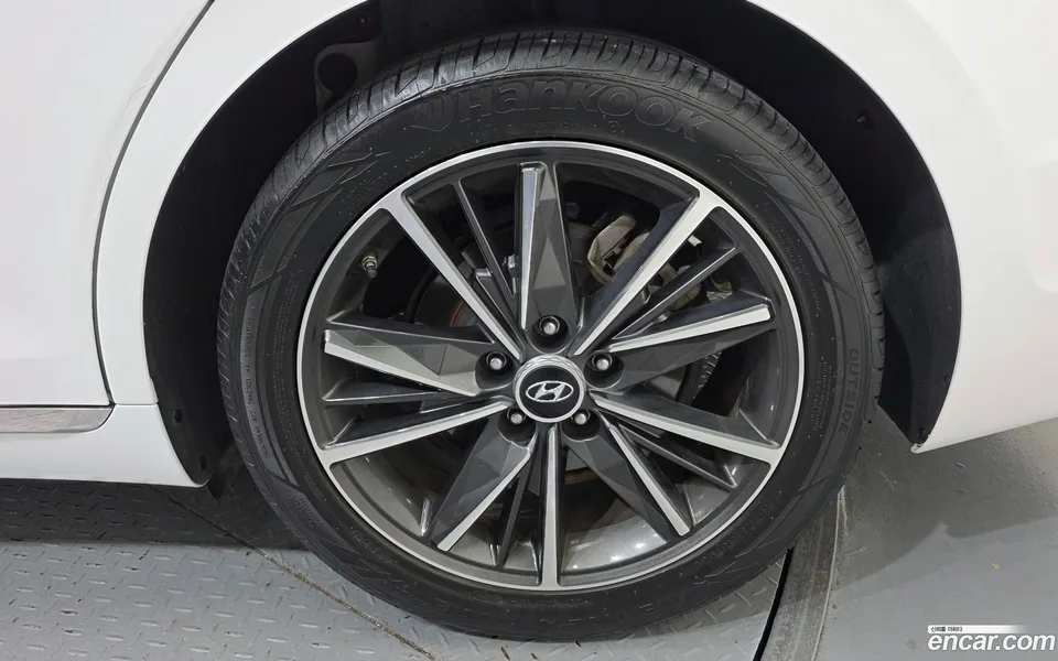 Hyundai Grandeur IG 2.5 2022 — миниатюра 2