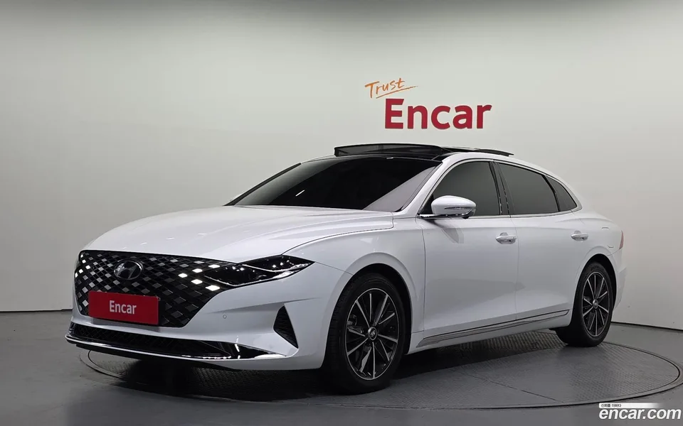 Hyundai Grandeur IG 2.5 2022 — фото 1, купить с доставкой в Москву