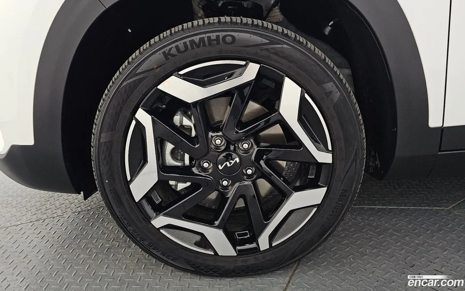 Kia Seltos 1.6 2WD 2024 — миниатюра 5