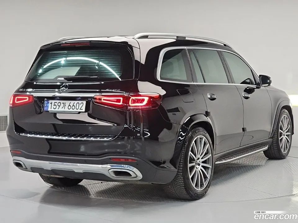Mercedes-Benz GLS-Class GLS400d 4MATIC 2023 — миниатюра 3
