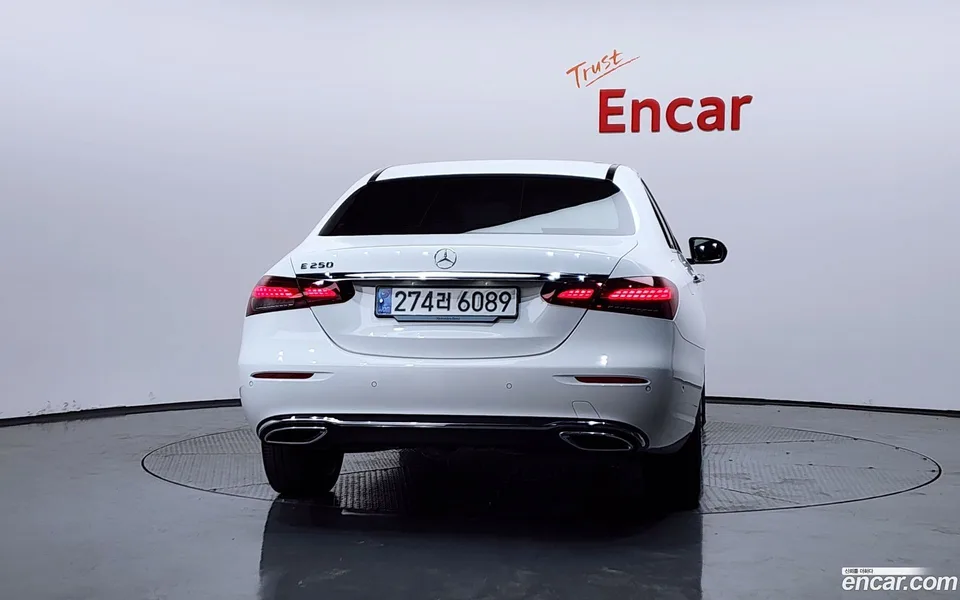 Mercedes-Benz E-Class E250 2023 — миниатюра 4