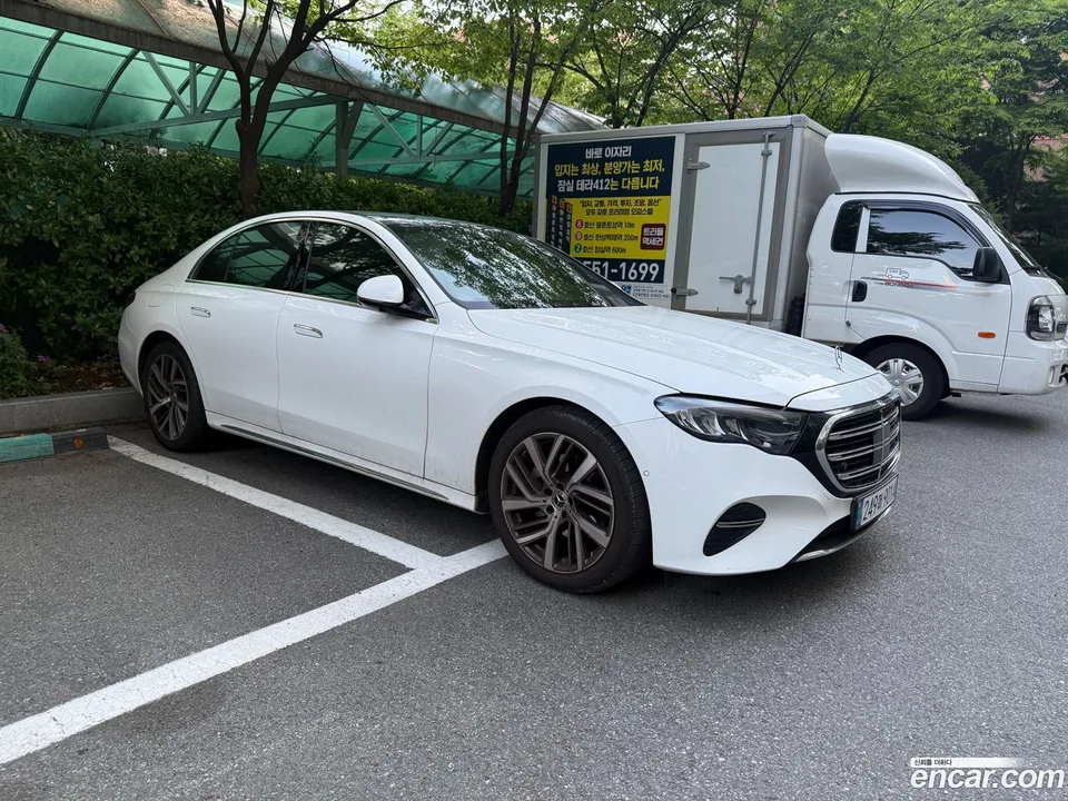 Mercedes-Benz E-Class E220d 4MATIC 2025 — миниатюра 5