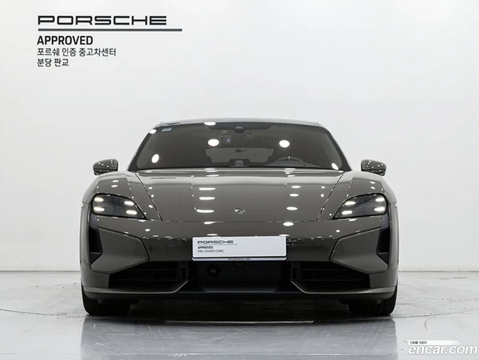 Porsche Taycan 2025 — миниатюра 3