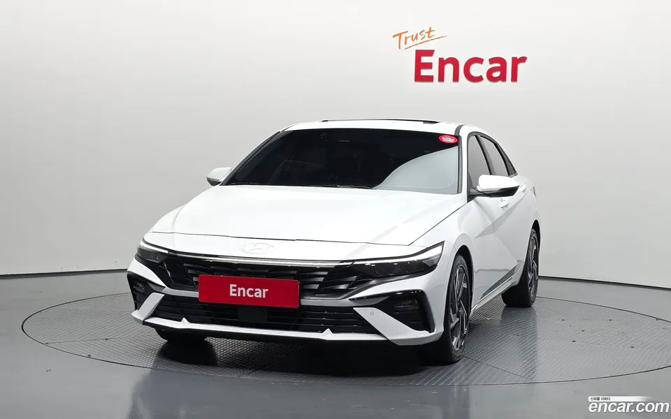 Hyundai Avante CN7 Hybrid 2024 — миниатюра 3