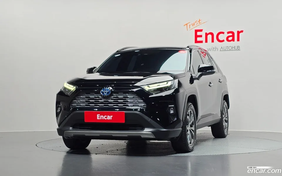 Toyota RAV4 2.5 4WD LTD 2023 — миниатюра 3